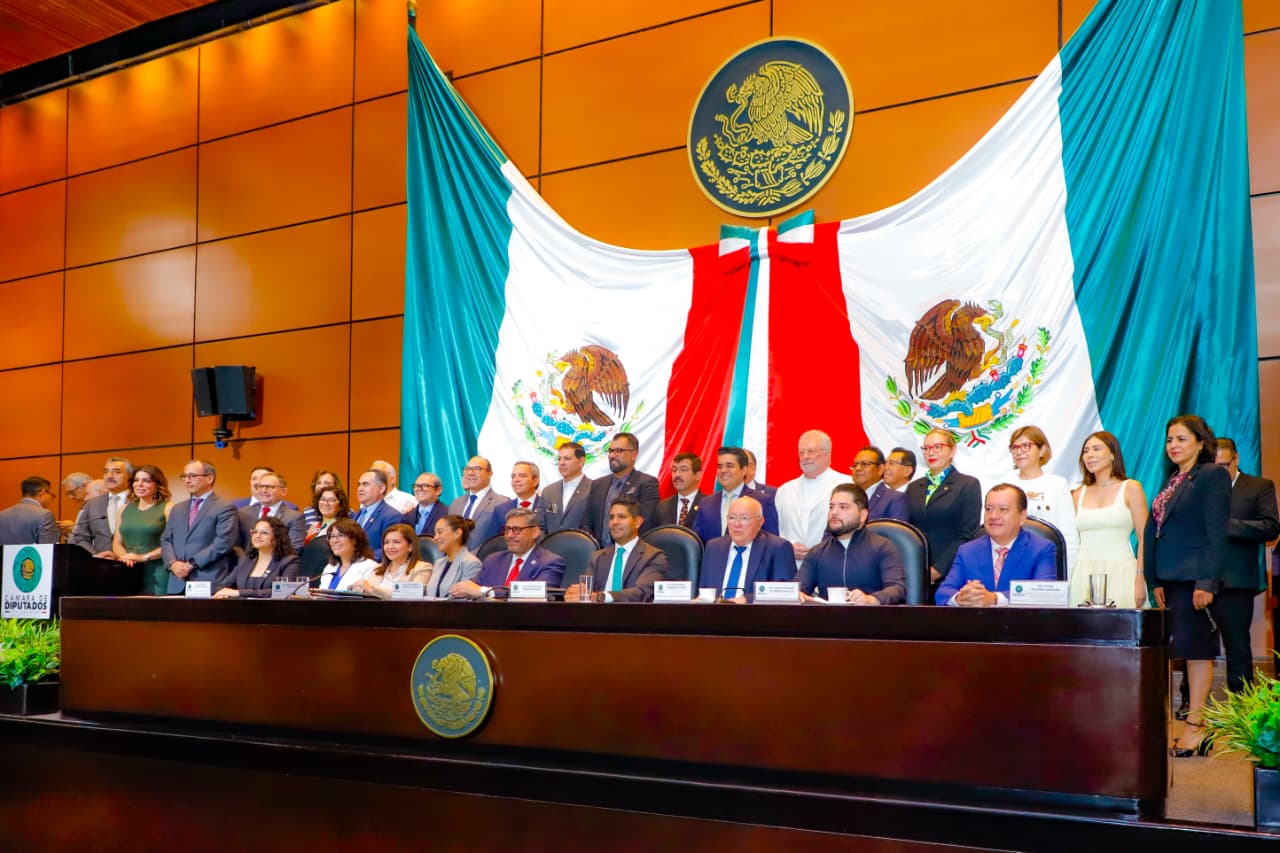 EL RECTOR JAVIER SALDAÑA ASISTE A LA ENTREGA DE ESTADOS FINANCIEROS AUDITADOS E INFORME DE AVANCES ACADÉMICOS 2024 DE UNIVERSIDADES PÚBLICAS ESTATALES EN LA CÁMARA DE DIPUTADOS